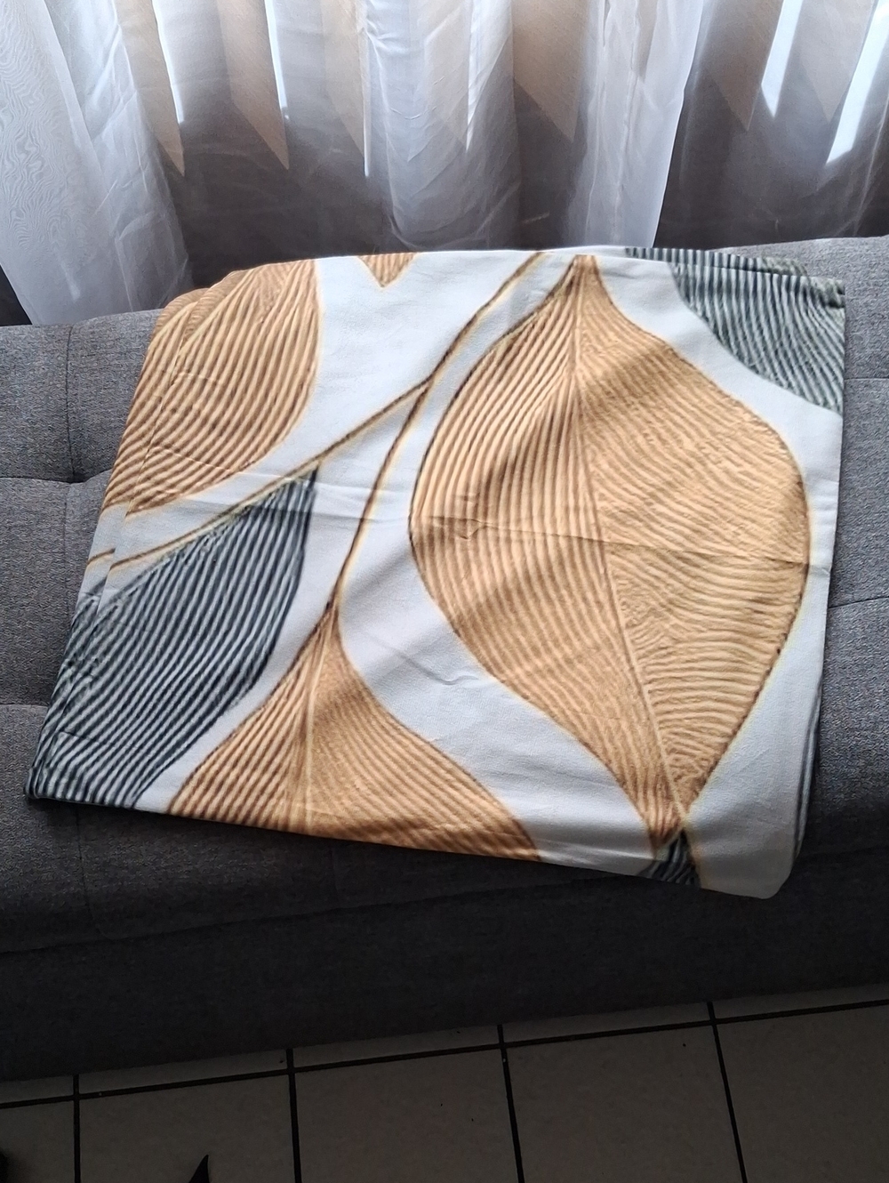 2 Pc Gold & Green Leaf Print Pillow Cover